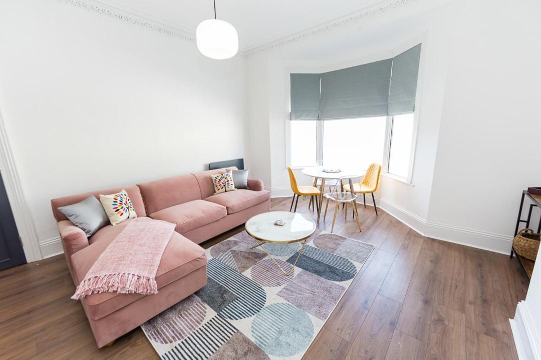 Coastline Villas - Heart Of Redcar 1 & 2 Bed New Apartments, Ideal For Contractors And Holidayers Kültér fotó